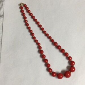 Red graduated Beaded Necklace